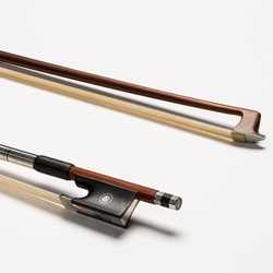 BL80 Violin Bow (4/4, Pernambuco). Andreas Eastman