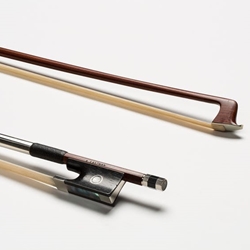 BL60 Violin Bow (4/4, pernambuco) . Eastman