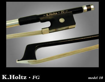 BB10CF Double Bass Bow (1/2, french, fiberglass) . Eastman